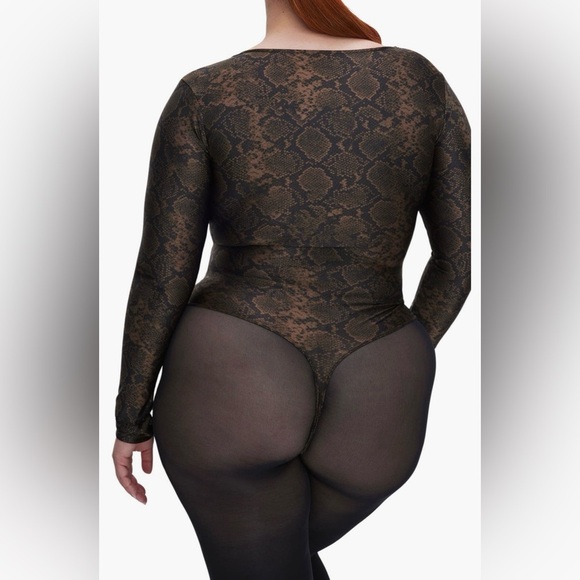 Good American Shine Python Scoop Neck Long Sleeve Bodysuit - Picture 4 of 14